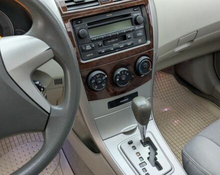 Черный Тойота Королла, объемом двигателя 1.6 л и пробегом 210 тыс. км за 7999 $, фото 6 на Automoto.ua