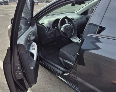 Черный Тойота Королла, объемом двигателя 1.6 л и пробегом 211 тыс. км за 6200 $, фото 4 на Automoto.ua