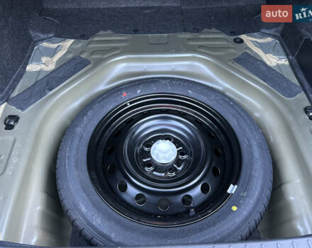 Черный Тойота Королла, объемом двигателя 1.6 л и пробегом 42 тыс. км за 10300 $, фото 29 на Automoto.ua