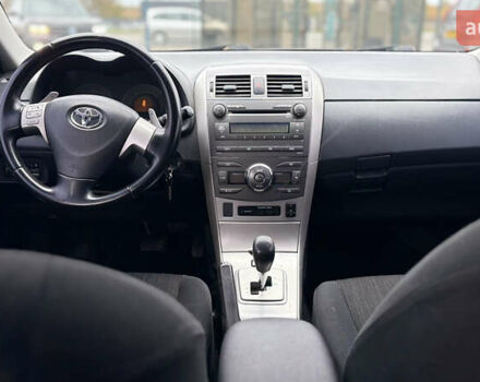 Чорний Тойота Королла, об'ємом двигуна 1.6 л та пробігом 207 тис. км за 6300 $, фото 15 на Automoto.ua