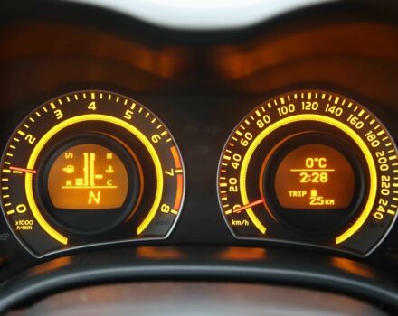 Чорний Тойота Королла, об'ємом двигуна 1.6 л та пробігом 272 тис. км за 6200 $, фото 14 на Automoto.ua