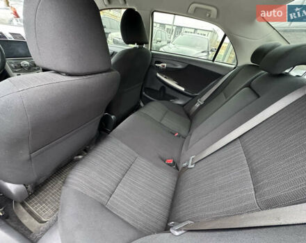 Черный Тойота Королла, объемом двигателя 1.6 л и пробегом 221 тыс. км за 6999 $, фото 8 на Automoto.ua