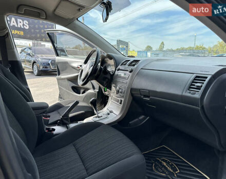Черный Тойота Королла, объемом двигателя 1.6 л и пробегом 177 тыс. км за 7200 $, фото 22 на Automoto.ua