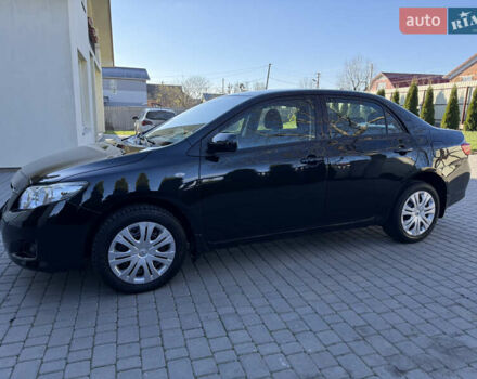 Черный Тойота Королла, объемом двигателя 1.6 л и пробегом 147 тыс. км за 6999 $, фото 3 на Automoto.ua
