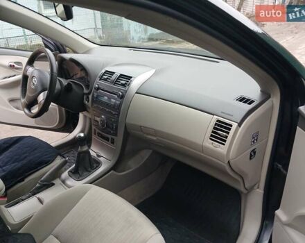 Чорний Тойота Королла, об'ємом двигуна 1.6 л та пробігом 132 тис. км за 7985 $, фото 20 на Automoto.ua