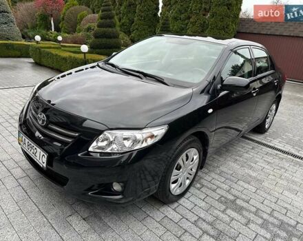 Чорний Тойота Королла, об'ємом двигуна 1.6 л та пробігом 49 тис. км за 9999 $, фото 9 на Automoto.ua