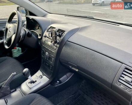 Черный Тойота Королла, объемом двигателя 1.59 л и пробегом 173 тыс. км за 7300 $, фото 12 на Automoto.ua