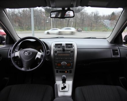 Чорний Тойота Королла, об'ємом двигуна 1.6 л та пробігом 272 тис. км за 6200 $, фото 12 на Automoto.ua