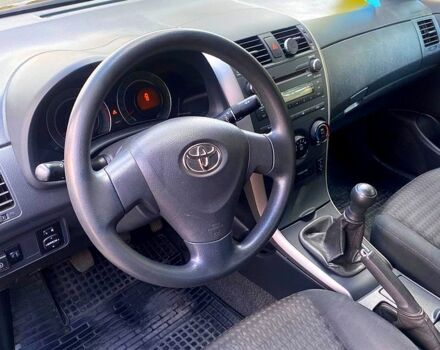 Черный Тойота Королла, объемом двигателя 1.6 л и пробегом 207 тыс. км за 7500 $, фото 3 на Automoto.ua