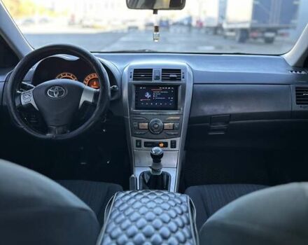 Черный Тойота Королла, объемом двигателя 1.6 л и пробегом 380 тыс. км за 4499 $, фото 11 на Automoto.ua