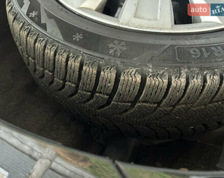 Черный Тойота Королла, объемом двигателя 1.59 л и пробегом 201 тыс. км за 7799 $, фото 8 на Automoto.ua