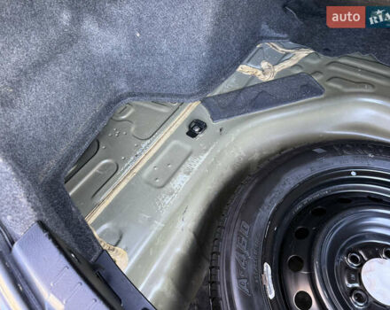 Черный Тойота Королла, объемом двигателя 1.6 л и пробегом 147 тыс. км за 6999 $, фото 81 на Automoto.ua