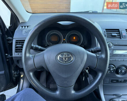 Черный Тойота Королла, объемом двигателя 1.6 л и пробегом 147 тыс. км за 6999 $, фото 53 на Automoto.ua