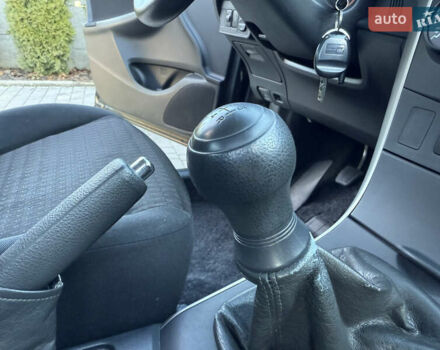 Черный Тойота Королла, объемом двигателя 1.6 л и пробегом 147 тыс. км за 6999 $, фото 64 на Automoto.ua