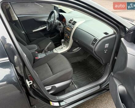 Черный Тойота Королла, объемом двигателя 1.59 л и пробегом 192 тыс. км за 9250 $, фото 26 на Automoto.ua