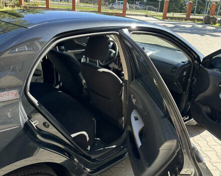 Черный Тойота Королла, объемом двигателя 1.6 л и пробегом 242 тыс. км за 7000 $, фото 9 на Automoto.ua