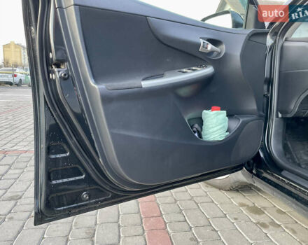Черный Тойота Королла, объемом двигателя 1.59 л и пробегом 173 тыс. км за 7300 $, фото 15 на Automoto.ua