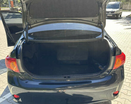 Черный Тойота Королла, объемом двигателя 1.6 л и пробегом 242 тыс. км за 7000 $, фото 17 на Automoto.ua