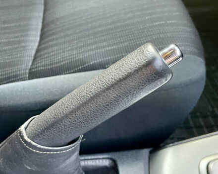 Черный Тойота Королла, объемом двигателя 1.59 л и пробегом 173 тыс. км за 7300 $, фото 14 на Automoto.ua