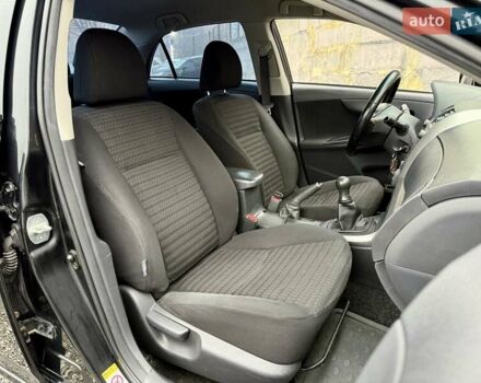 Черный Тойота Королла, объемом двигателя 1.6 л и пробегом 180 тыс. км за 6600 $, фото 9 на Automoto.ua