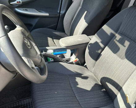 Черный Тойота Королла, объемом двигателя 1.6 л и пробегом 242 тыс. км за 7000 $, фото 13 на Automoto.ua