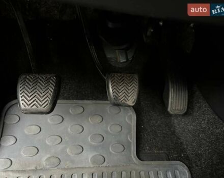 Чорний Тойота Королла, об'ємом двигуна 1.6 л та пробігом 49 тис. км за 9999 $, фото 26 на Automoto.ua