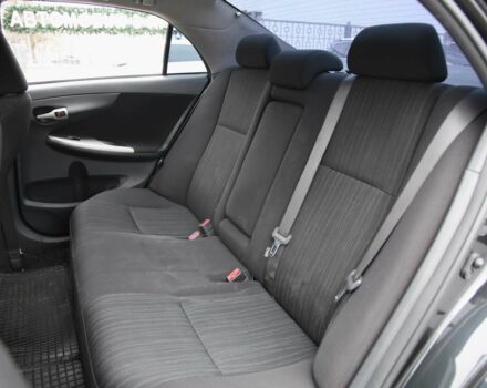 Чорний Тойота Королла, об'ємом двигуна 1.6 л та пробігом 272 тис. км за 6200 $, фото 7 на Automoto.ua