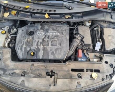 Чорний Тойота Королла, об'ємом двигуна 1.6 л та пробігом 212 тис. км за 6700 $, фото 5 на Automoto.ua