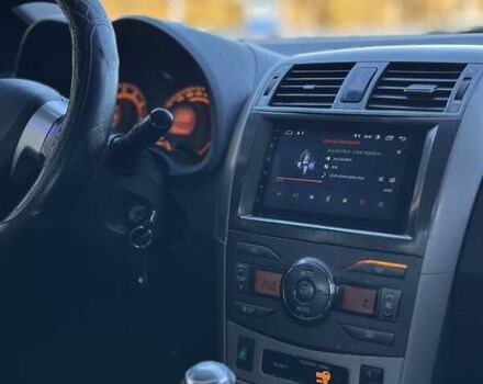 Черный Тойота Королла, объемом двигателя 1.6 л и пробегом 380 тыс. км за 4499 $, фото 12 на Automoto.ua