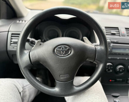 Черный Тойота Королла, объемом двигателя 1.6 л и пробегом 149 тыс. км за 5950 $, фото 30 на Automoto.ua