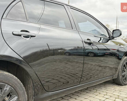 Чорний Тойота Королла, об'ємом двигуна 1.6 л та пробігом 207 тис. км за 6300 $, фото 3 на Automoto.ua