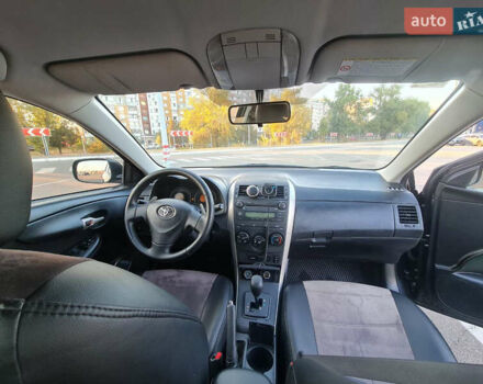 Чорний Тойота Королла, об'ємом двигуна 1.6 л та пробігом 200 тис. км за 7500 $, фото 6 на Automoto.ua