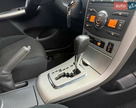 Черный Тойота Королла, объемом двигателя 1.59 л и пробегом 192 тыс. км за 9250 $, фото 29 на Automoto.ua