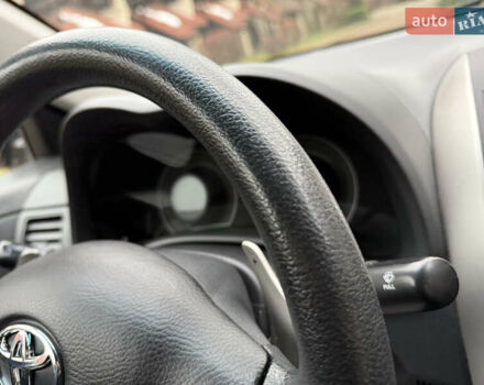 Черный Тойота Королла, объемом двигателя 1.6 л и пробегом 149 тыс. км за 5950 $, фото 33 на Automoto.ua