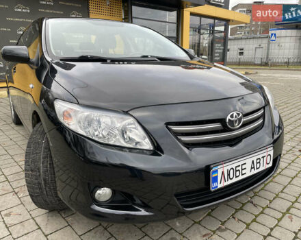 Черный Тойота Королла, объемом двигателя 1.6 л и пробегом 245 тыс. км за 7000 $, фото 1 на Automoto.ua