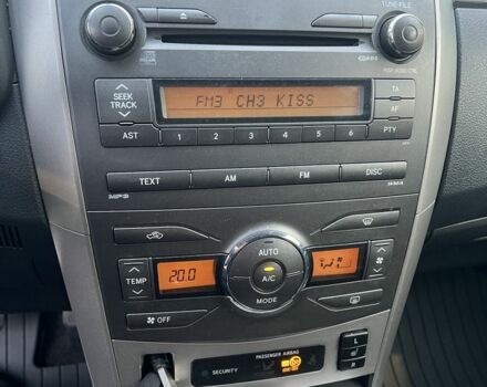 Черный Тойота Королла, объемом двигателя 1.6 л и пробегом 300 тыс. км за 6500 $, фото 6 на Automoto.ua