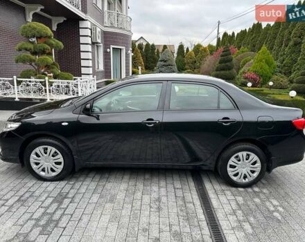 Чорний Тойота Королла, об'ємом двигуна 1.6 л та пробігом 49 тис. км за 9999 $, фото 7 на Automoto.ua