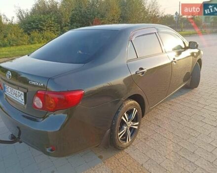 Черный Тойота Королла, объемом двигателя 1.6 л и пробегом 210 тыс. км за 7999 $, фото 4 на Automoto.ua