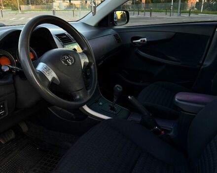 Чорний Тойота Королла, об'ємом двигуна 1.6 л та пробігом 0 тис. км за 7200 $, фото 7 на Automoto.ua