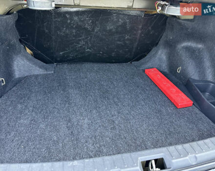 Черный Тойота Королла, объемом двигателя 1.6 л и пробегом 130 тыс. км за 9850 $, фото 30 на Automoto.ua