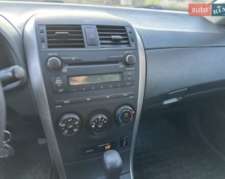 Черный Тойота Королла, объемом двигателя 1.6 л и пробегом 117 тыс. км за 6900 $, фото 12 на Automoto.ua