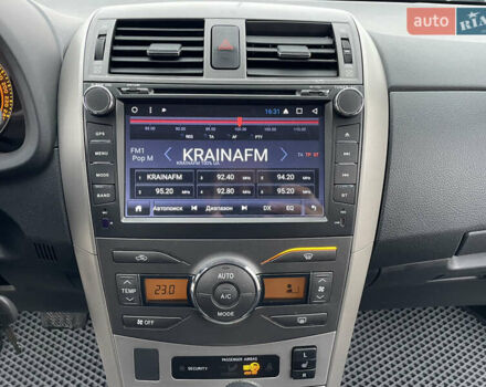 Черный Тойота Королла, объемом двигателя 1.6 л и пробегом 193 тыс. км за 8300 $, фото 23 на Automoto.ua
