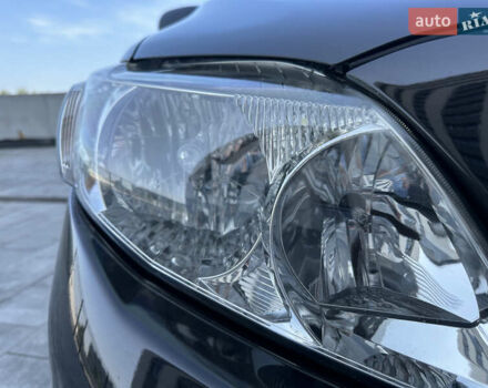 Черный Тойота Королла, объемом двигателя 1.6 л и пробегом 130 тыс. км за 9850 $, фото 10 на Automoto.ua
