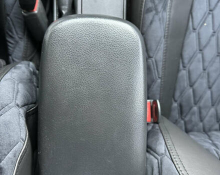 Черный Тойота Королла, объемом двигателя 1.33 л и пробегом 251 тыс. км за 5500 $, фото 16 на Automoto.ua