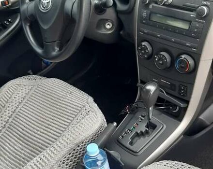 Черный Тойота Королла, объемом двигателя 1.6 л и пробегом 240 тыс. км за 8000 $, фото 5 на Automoto.ua