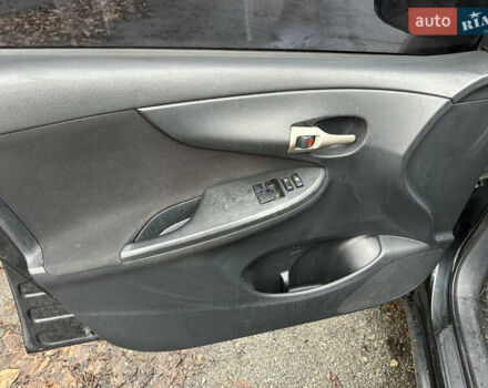 Черный Тойота Королла, объемом двигателя 1.33 л и пробегом 251 тыс. км за 5500 $, фото 13 на Automoto.ua