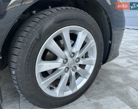 Черный Тойота Королла, объемом двигателя 1.6 л и пробегом 130 тыс. км за 9850 $, фото 2 на Automoto.ua