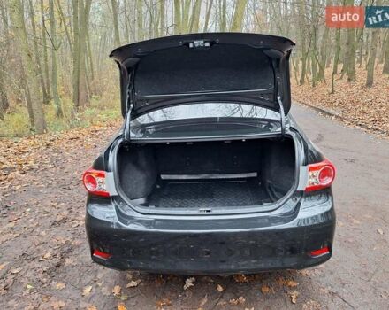 Черный Тойота Королла, объемом двигателя 1.33 л и пробегом 119 тыс. км за 8000 $, фото 8 на Automoto.ua