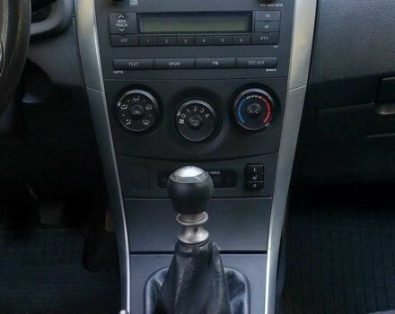 Черный Тойота Королла, объемом двигателя 1.3 л и пробегом 115 тыс. км за 5499 $, фото 17 на Automoto.ua