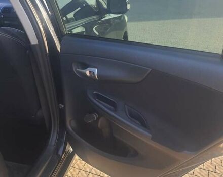 Черный Тойота Королла, объемом двигателя 1.33 л и пробегом 176 тыс. км за 8500 $, фото 12 на Automoto.ua